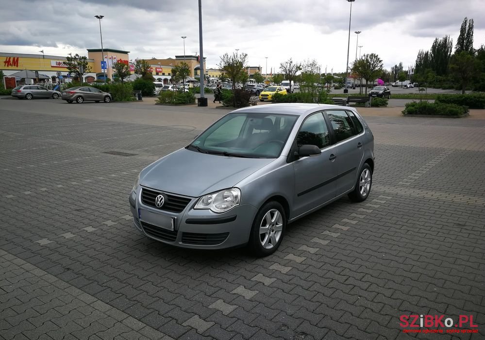 2006' Volkswagen Polo photo #4