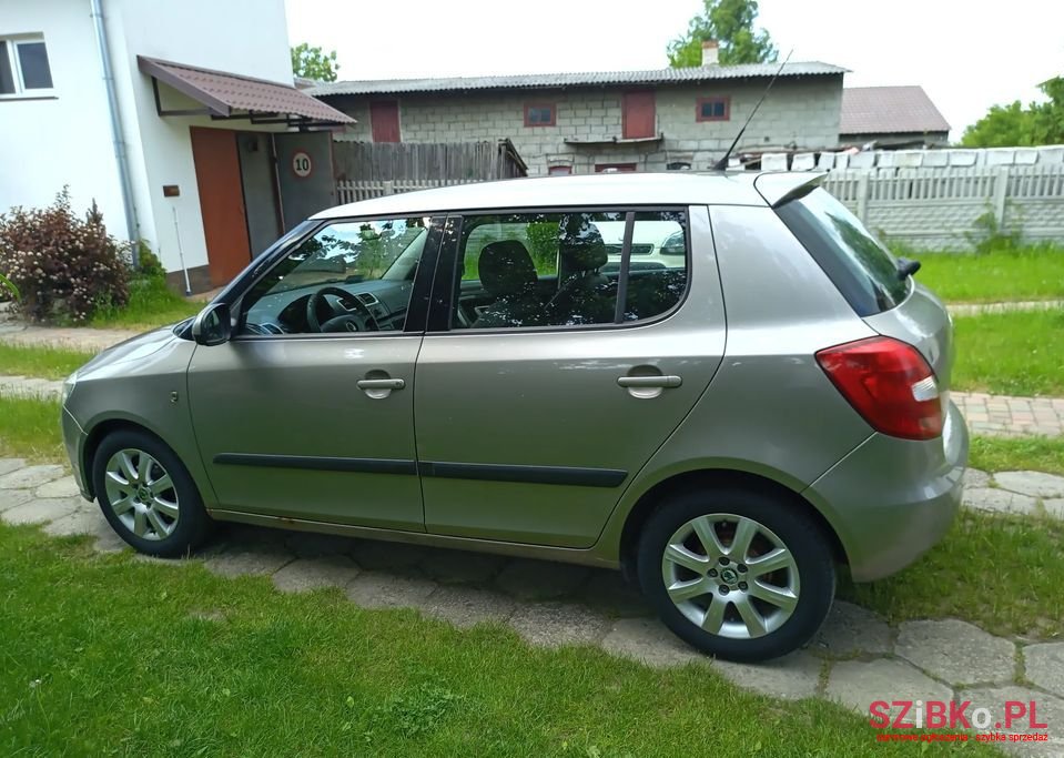 2008' Skoda Fabia photo #6