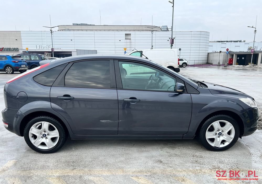 2009' Ford Focus 1.6 Amber X photo #4