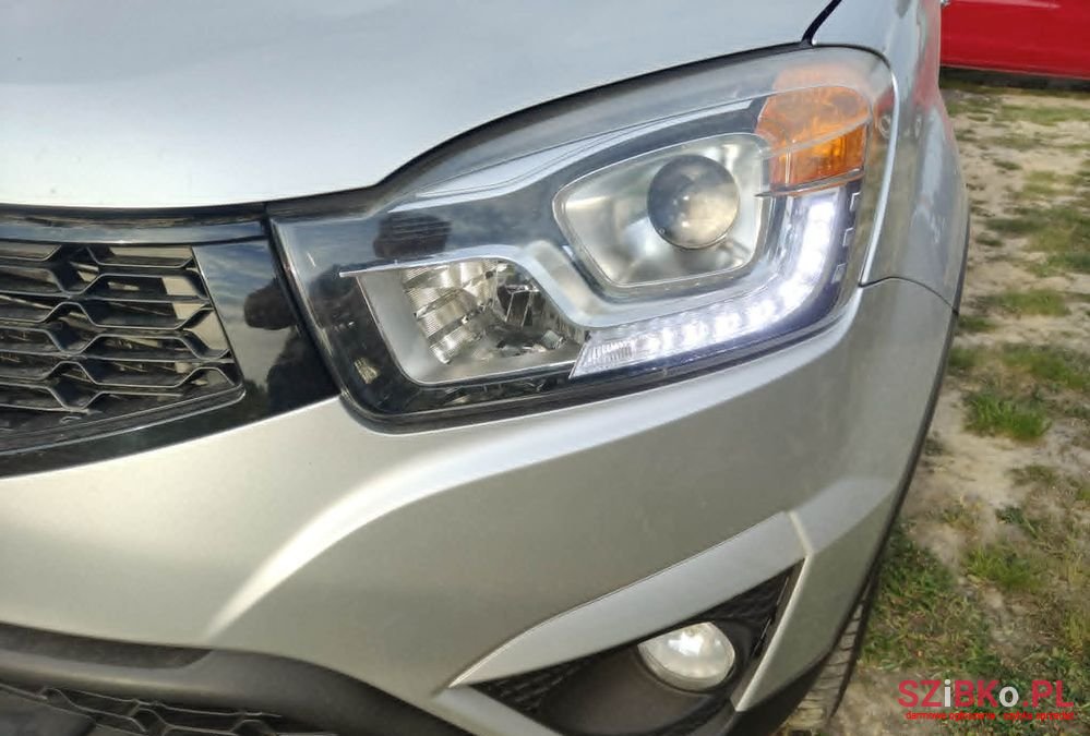 2015' SsangYong Korando photo #3