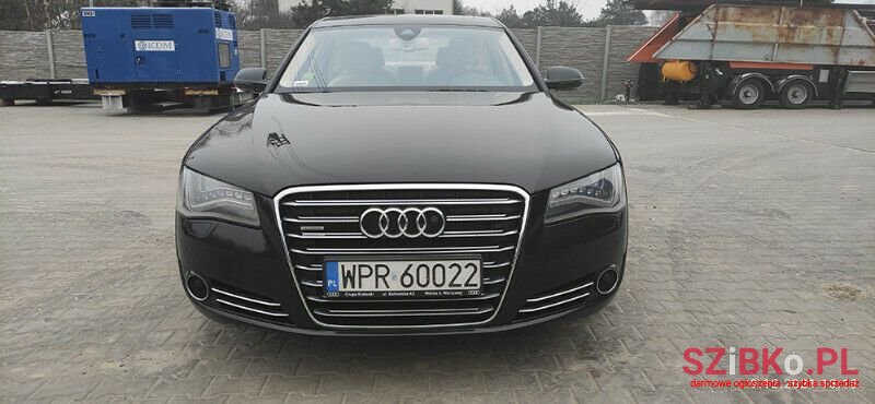2011' Audi A8 photo #1