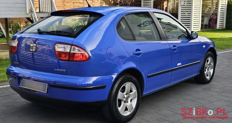 2001' SEAT Leon 1.6 Spirit Cool photo #2