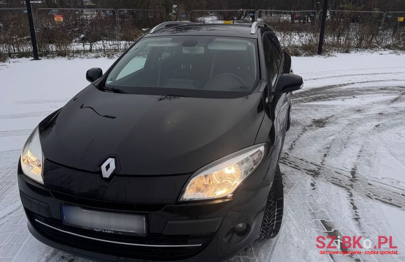 2011' Renault Megane 1.9 Dci Bose Edition photo #3