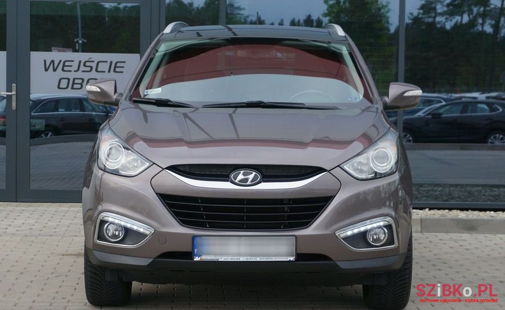 2012' Hyundai ix35 2.0 Crdi 2Wd Style photo #3