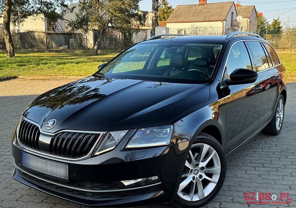 2019' Skoda Octavia photo #1