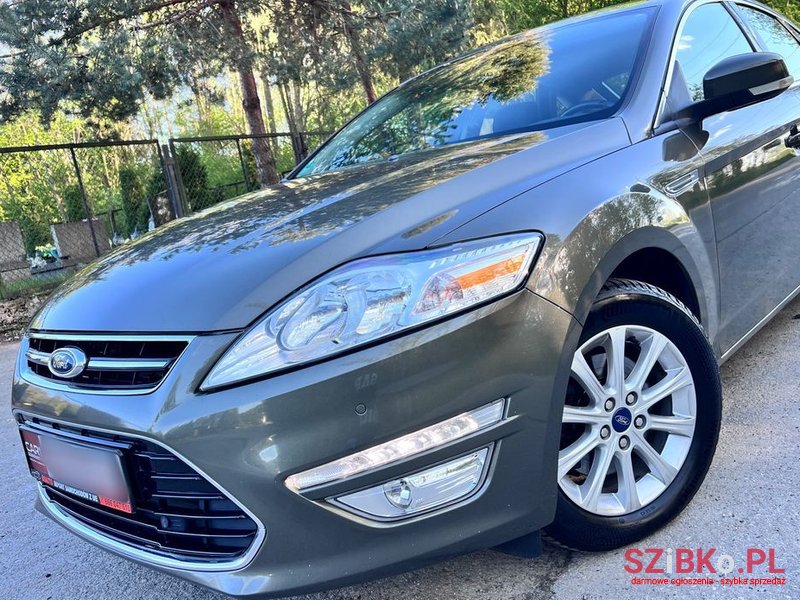 2012' Ford Mondeo photo #3
