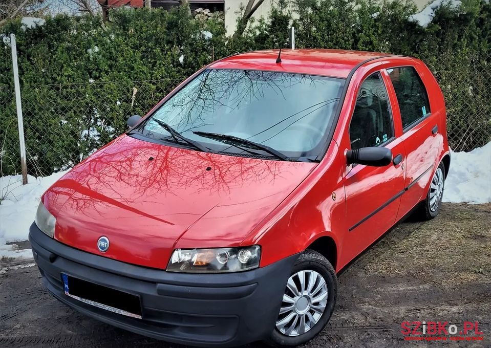2001' Fiat Punto photo #1