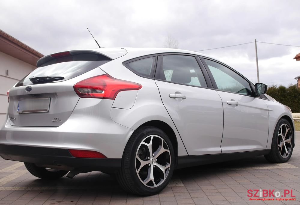 2015' Ford Focus photo #5