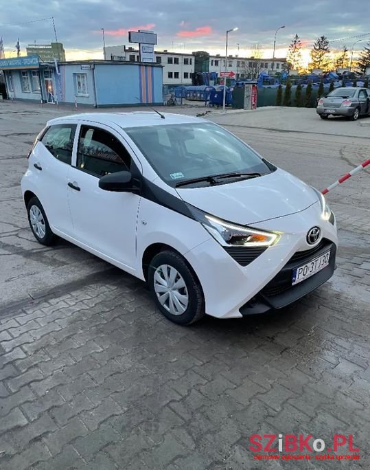 2020' Toyota Aygo photo #2