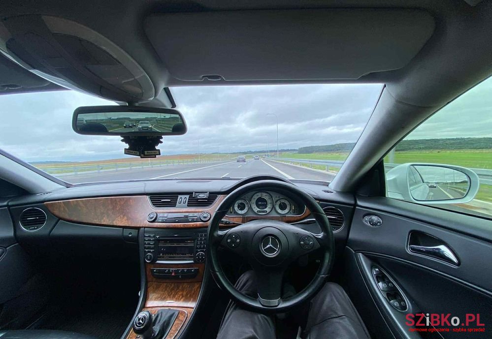 2009' Mercedes-Benz CLS 350 Cdi photo #2