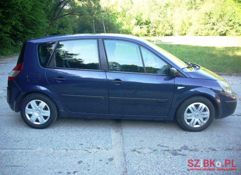 2005' Renault Scenic photo #2