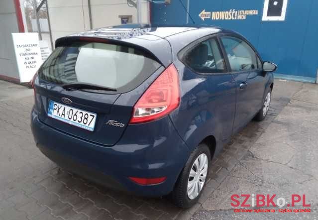 2009' Ford Fiesta photo #4