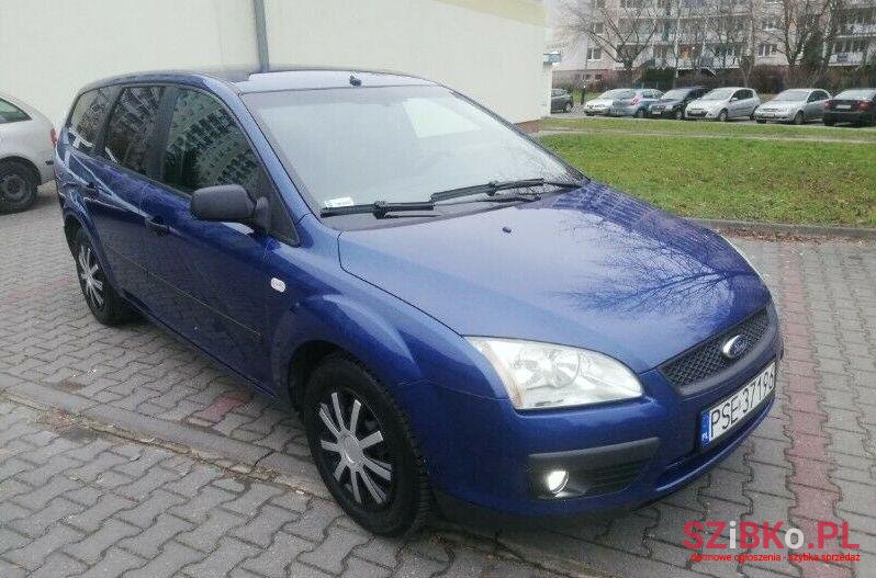 2007' Ford Focus photo #2