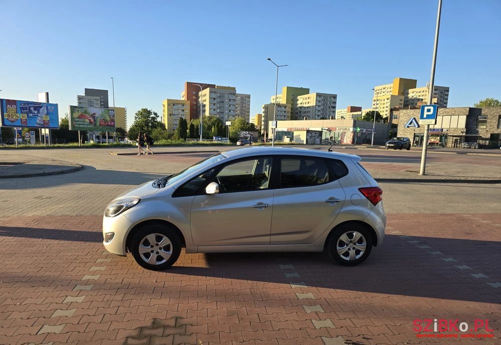 2012' Hyundai ix20 1.4 Premium photo #2