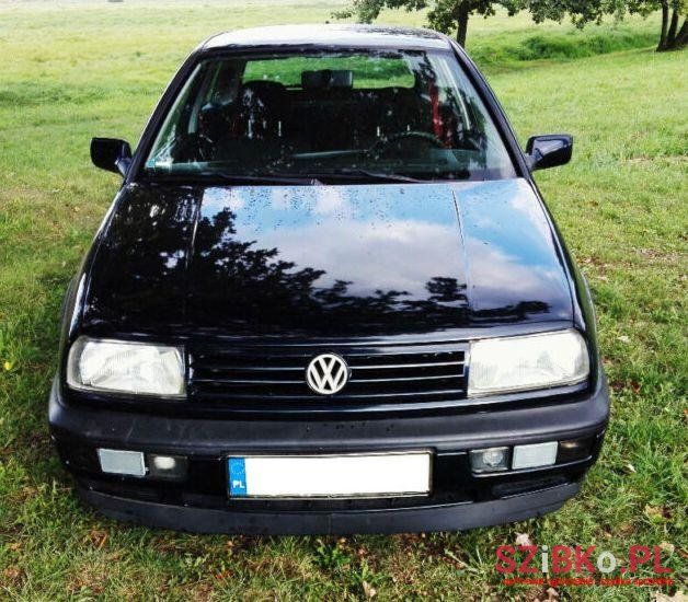 1997' Volkswagen Golf photo #1