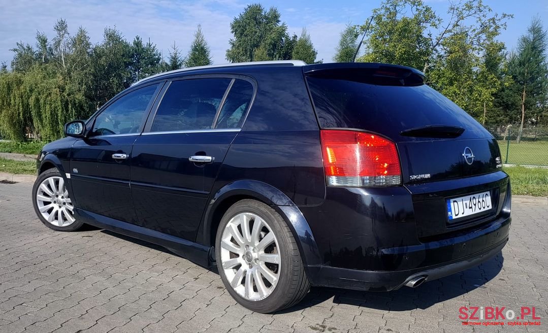 2008' Opel Signum Sport photo #2