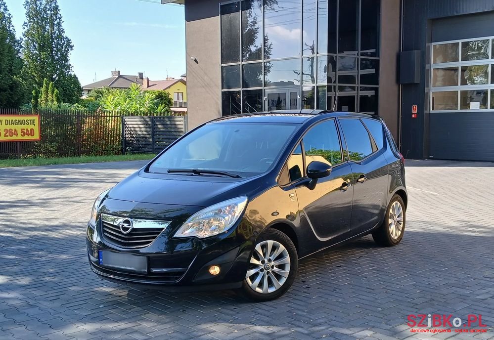 2012' Opel Meriva photo #2