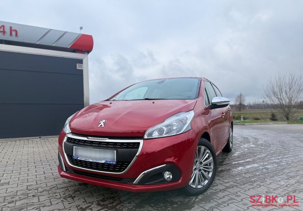 2015' Peugeot 208 1.2 Puretech Allure photo #1