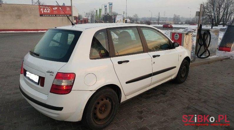 2003' Fiat Stilo photo #2