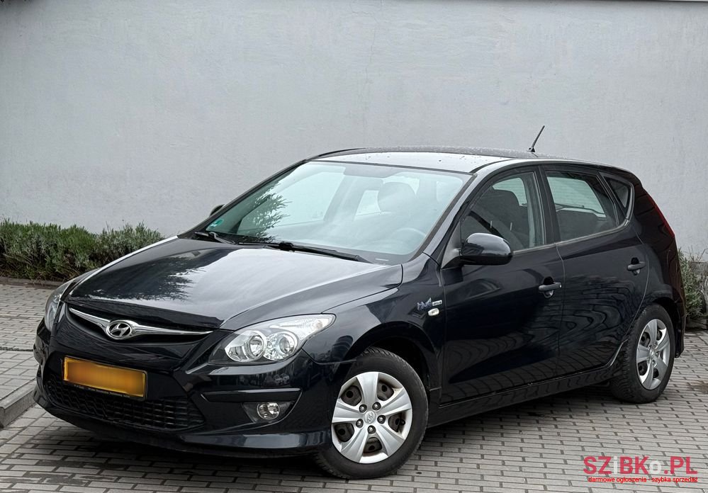 2011' Hyundai i30 photo #2