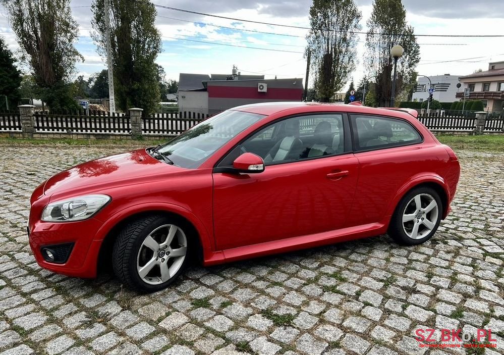 2011' Volvo C30 D2 R-Design photo #3
