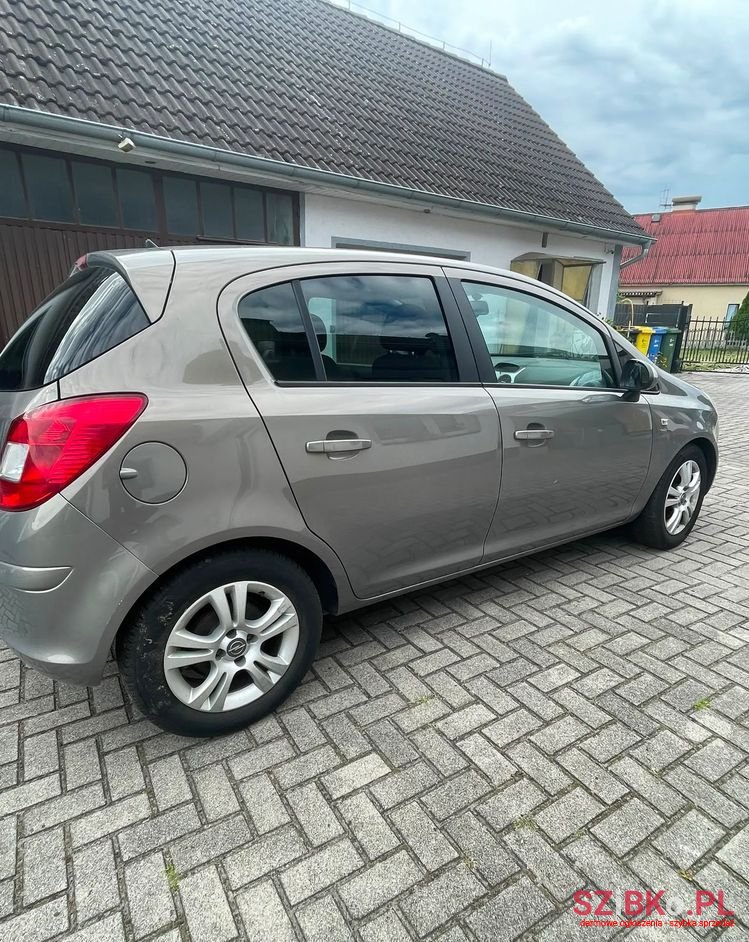 2011' Opel Corsa 1.4 16V Cosmo photo #6