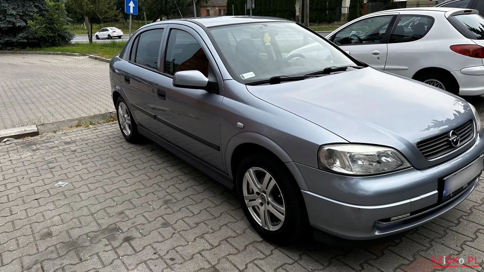 2005' Opel Astra photo #3
