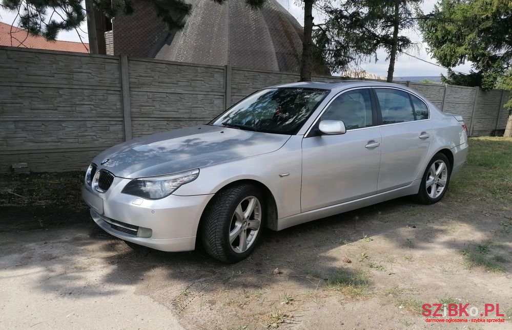 2008' BMW 5 Series photo #1