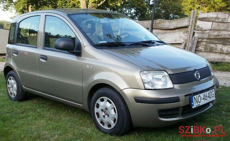 2011' Fiat Panda photo #1
