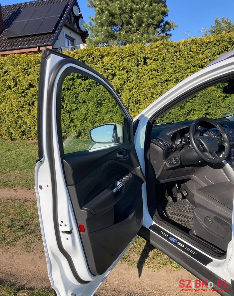 2019' Ford Kuga 1.5 Ecoboost photo #6