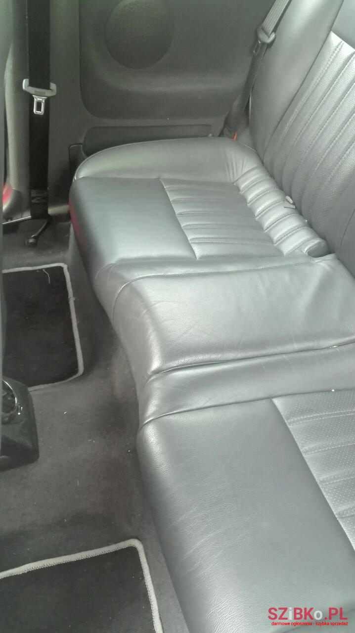 2001' Alfa Romeo 147 3 Door Sel photo #5