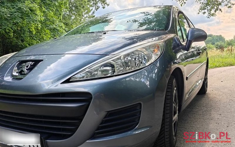 2011' Peugeot 207 1.4 Access photo #6