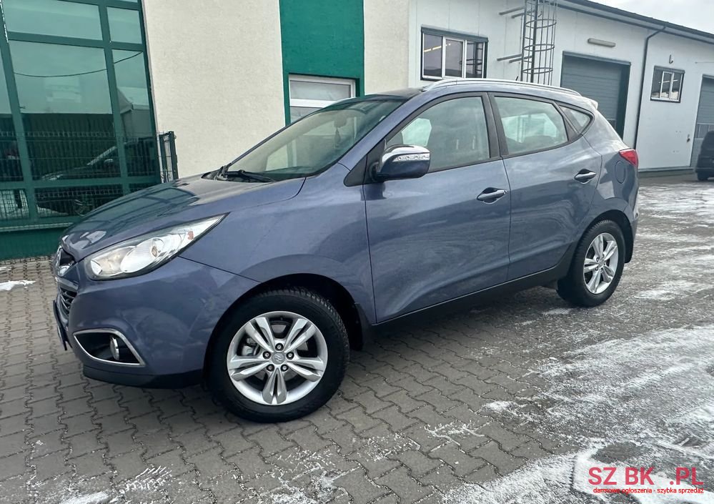2011' Hyundai ix35 2.0 Crdi Style photo #2