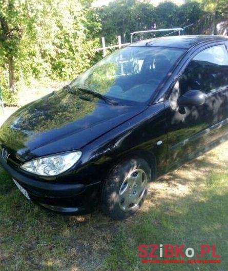 2003' Peugeot 206 photo #1