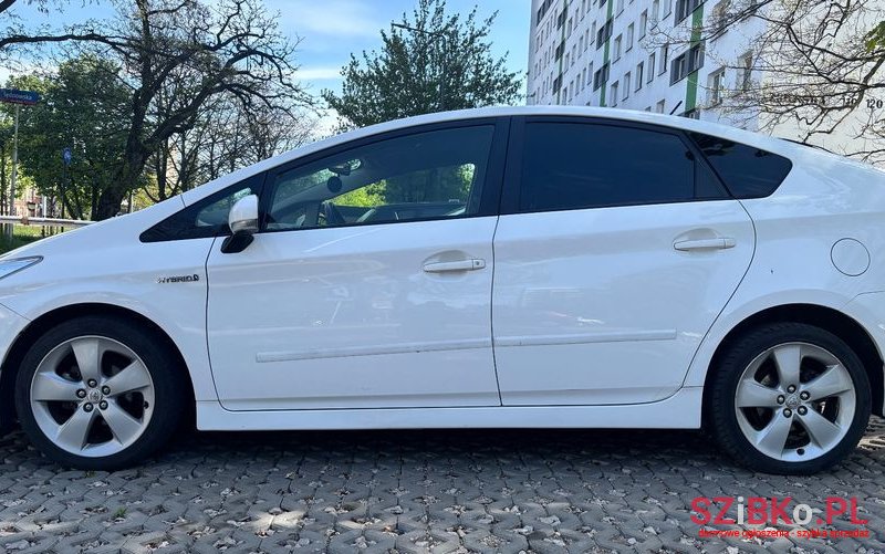 2013' Toyota Prius photo #4