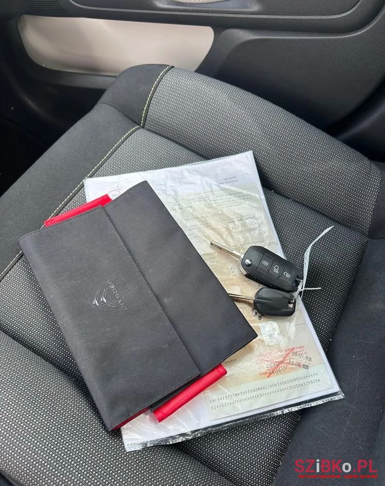 2020' Citroen C3 1.2 Puretech Max photo #2