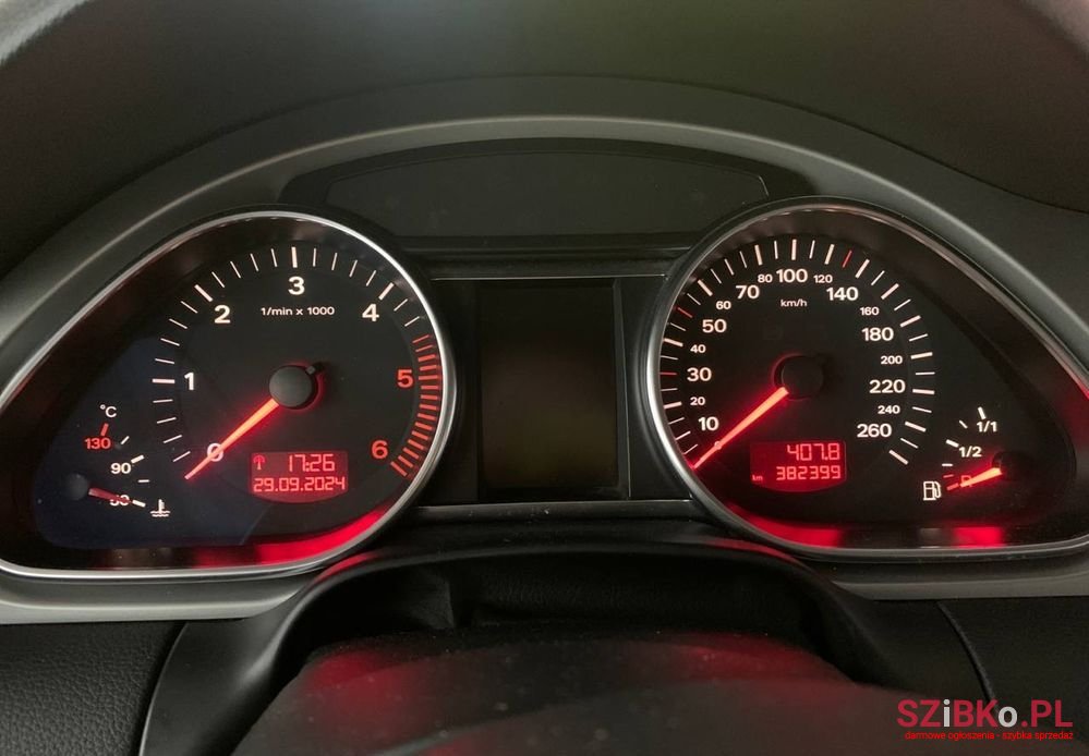 2007' Audi Q7 photo #5