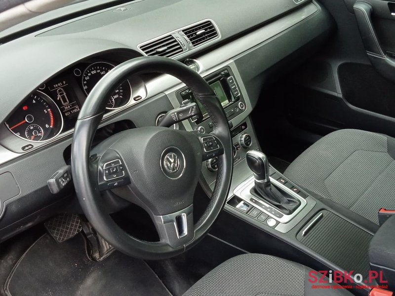 2014' Volkswagen Passat B7 photo #4