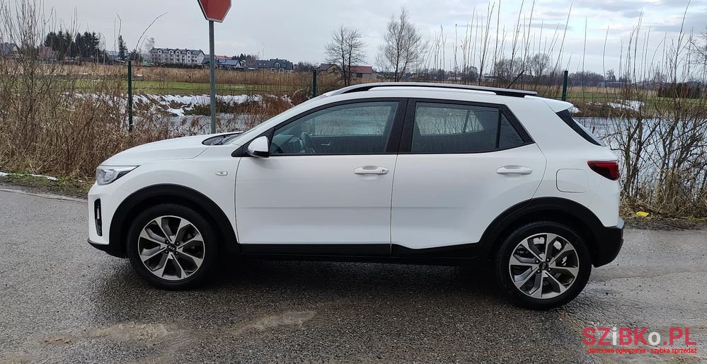 2019' Kia Stonic 1.0 T-Gdi L photo #4