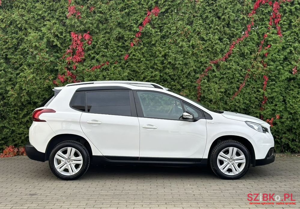 2018' Peugeot 2008 photo #6