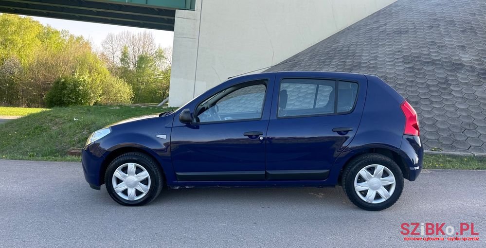 2009' Dacia Sandero 1.2 16V photo #5