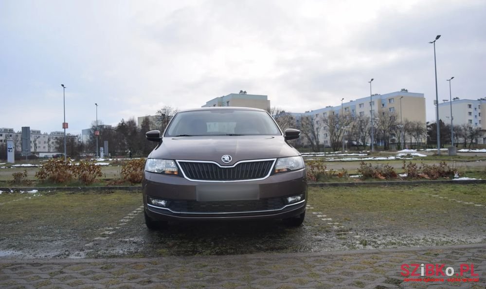 2018' Skoda Rapid 1.4 Tsi Dsg Style photo #3