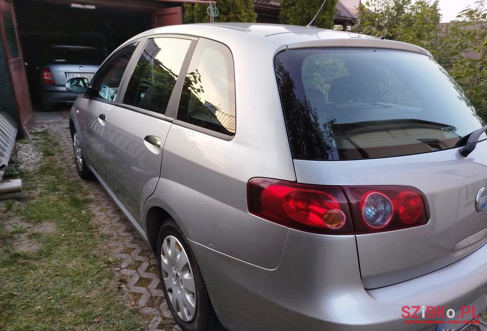 2007' Fiat Croma photo #5