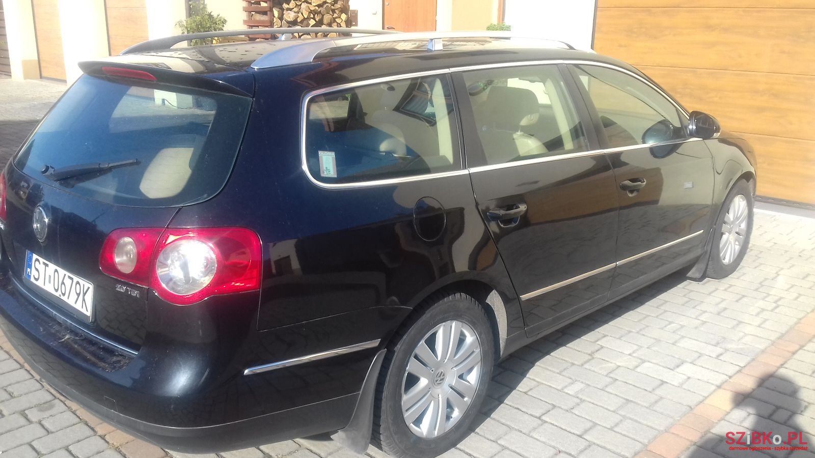 2005' Volkswagen Passat B6 photo #3