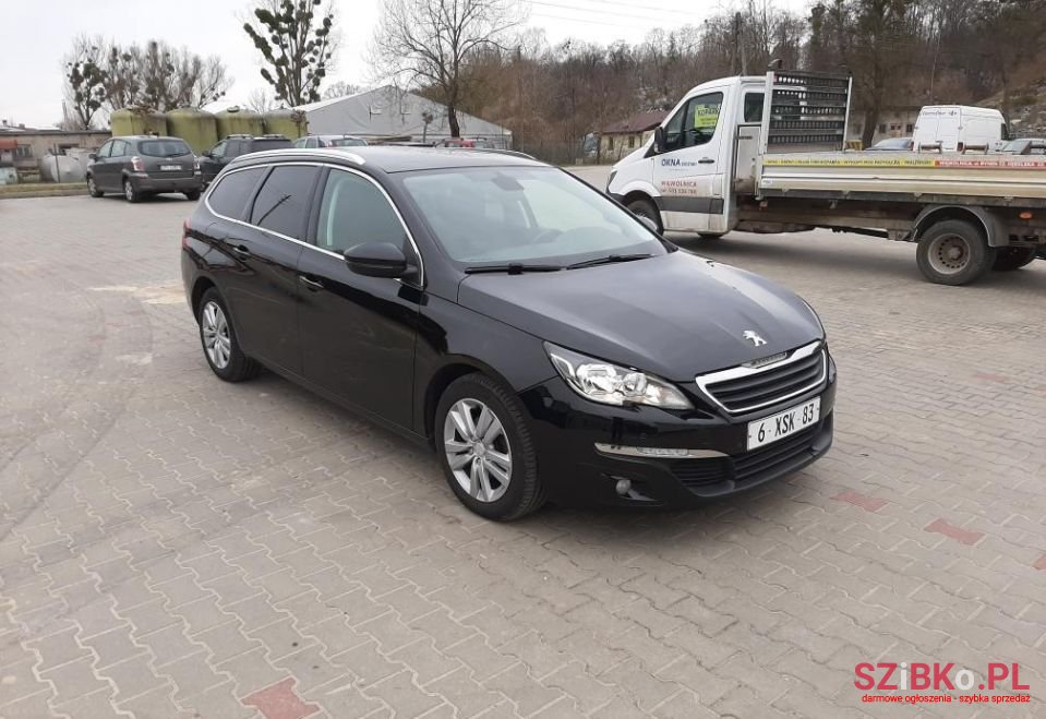 2014' Peugeot 308 photo #1