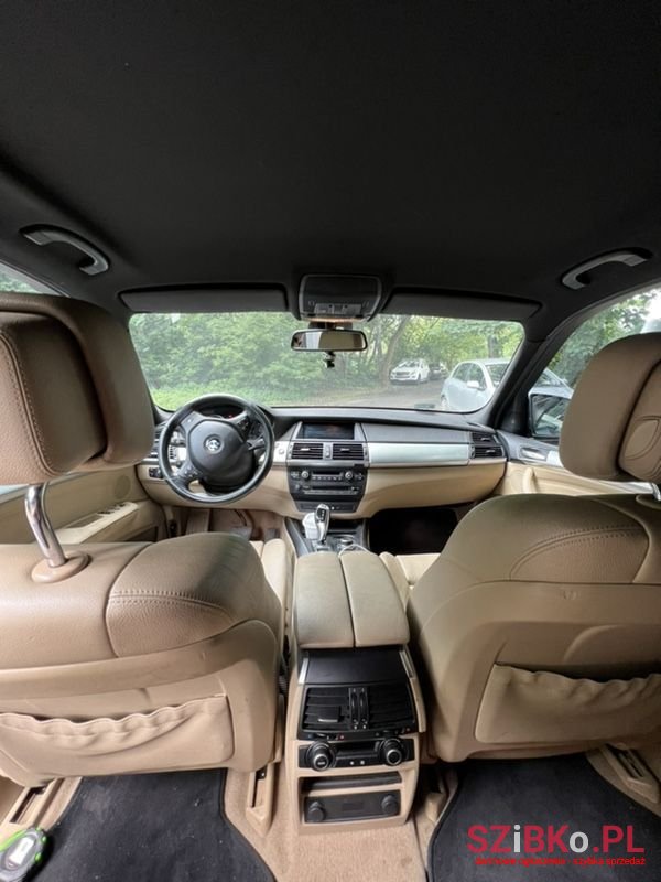 2011' BMW X5 photo #5