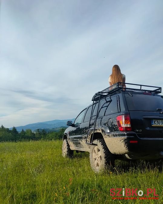 2002' Jeep Grand Cherokee photo #1