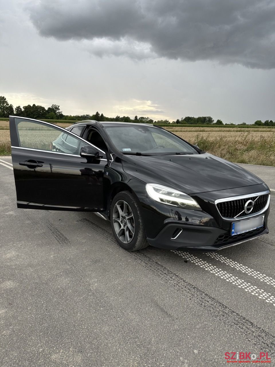 2016' Volvo V40 photo #2