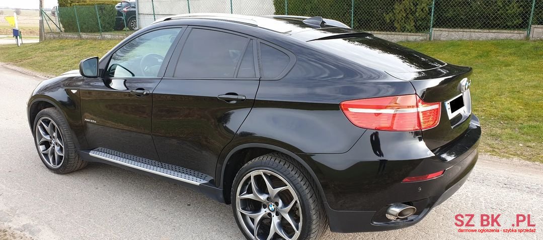 2011' BMW X6 photo #2