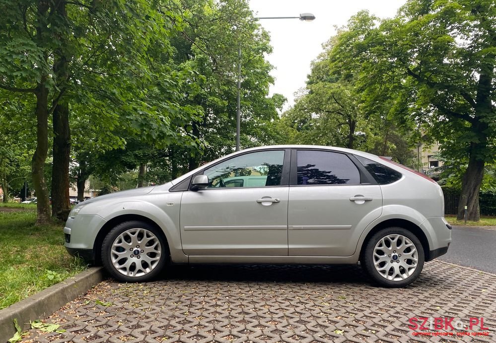 2007' Ford Focus photo #3